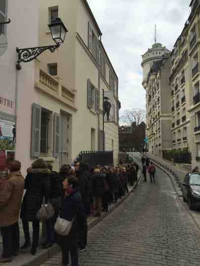 LineUpTheStreetMuseeDeMontmartre